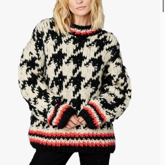 Blank NYC Sweaters - Blank NYC Chunky Knit Houndstooth Sweater - Black and Cream